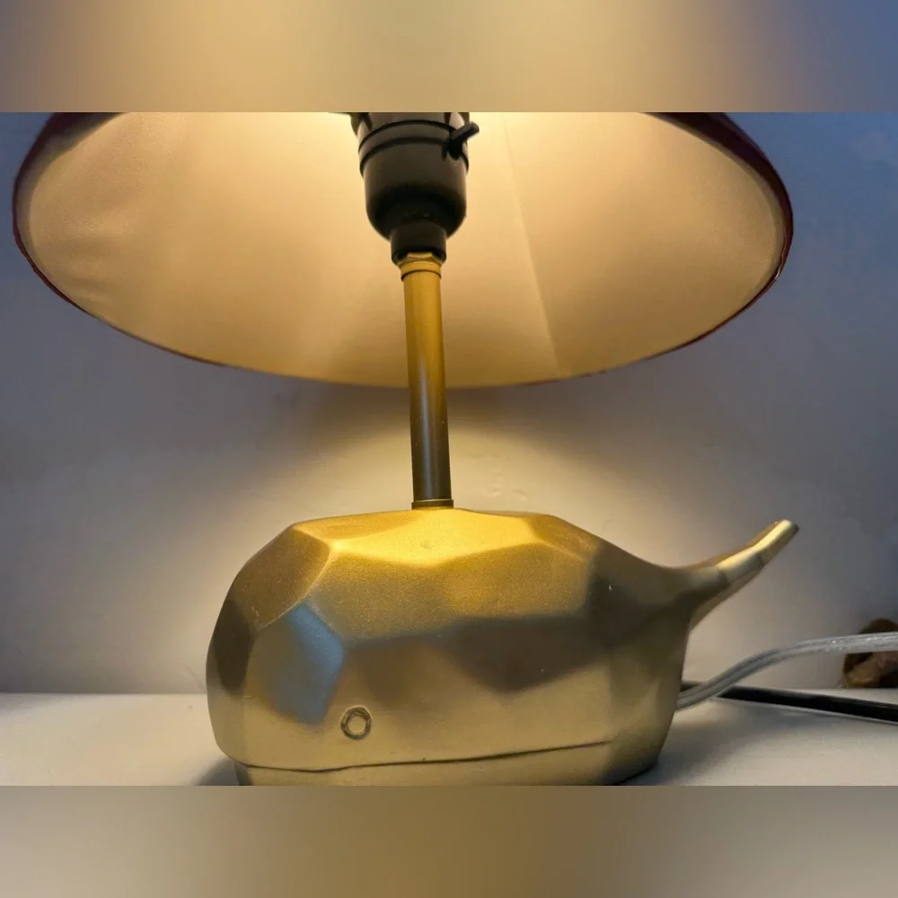Vintage Nautical  Gold Faceted‎ Whale Table Accent Lamp Red Shade Decor ~12”